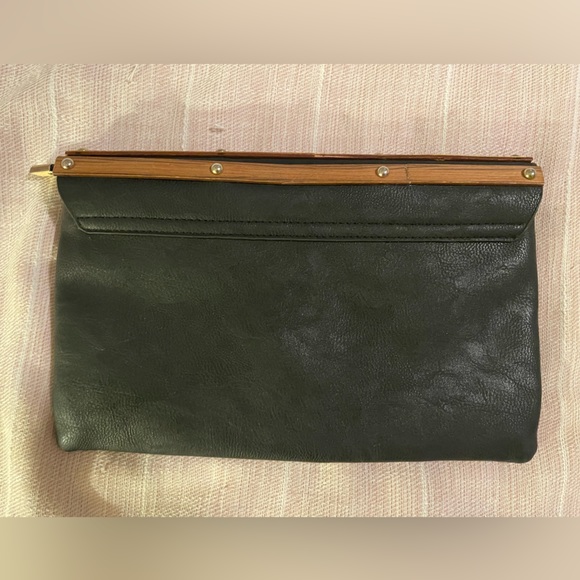 Clutch black with wooden and gold accents - Picture 4 of 5